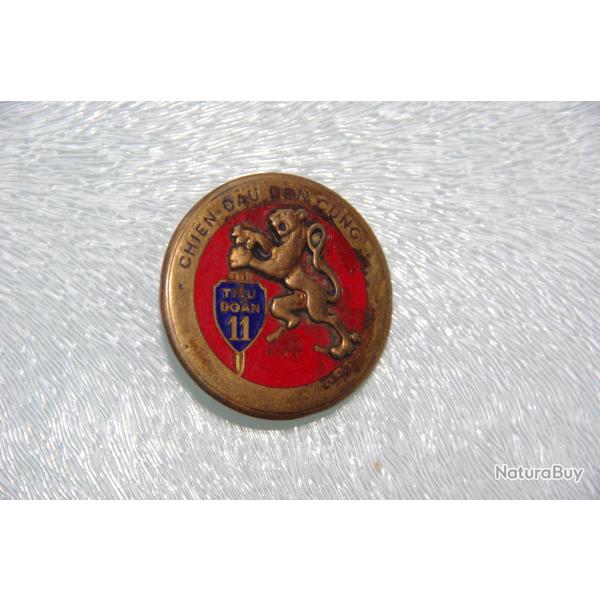 INSIGNE  11  T.D.V.N  --------------D.O.M --------------------