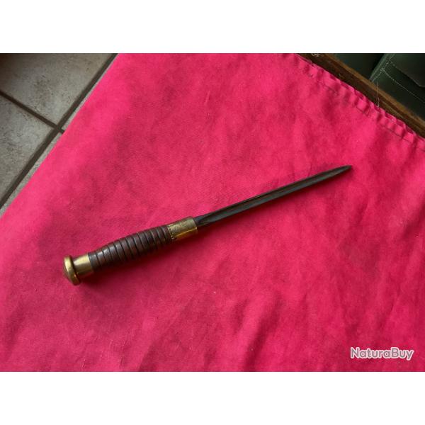 Nettoyeur de tranch�es Rosalie, avec pommeau en bois et laiton, pas de prix de r�serve