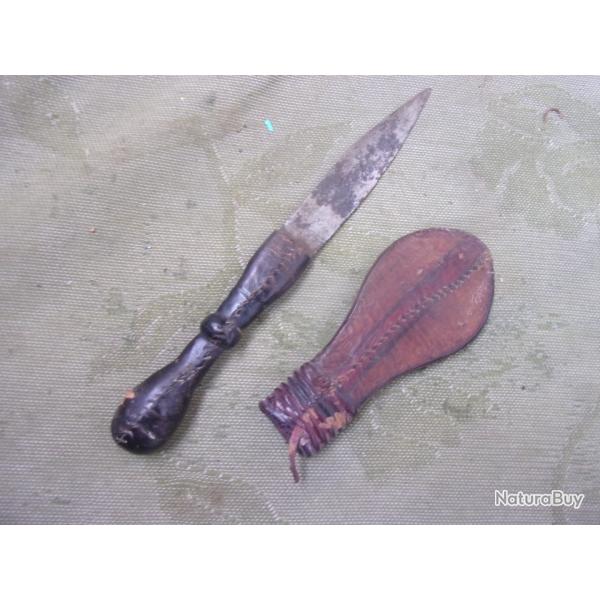 couteau africain  longueur 21,5 cm