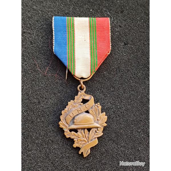 M�daille Militaire - UNC - Union Nationale des Combattants - mod�le CHOBILLON