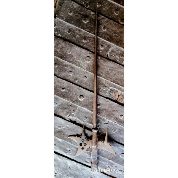 Fer de hallebarde 16/17e.