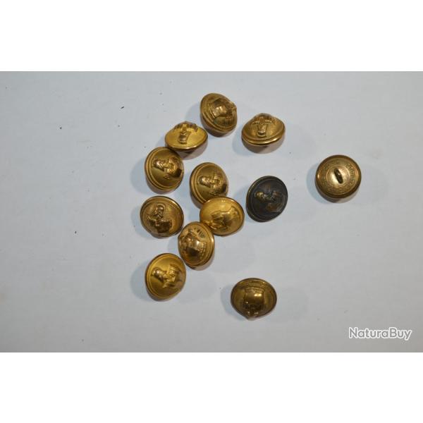 Lot de boutons Militaire G�nie 21mm France WW2/WW2 Post (17B)