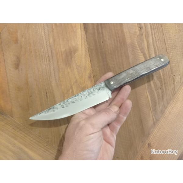 Couteau forg� lame acier carbone XC75 manche en  buffle