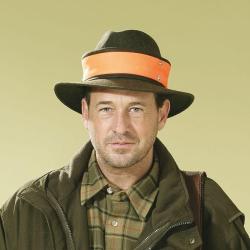 Chapeau avec bande de signalisation