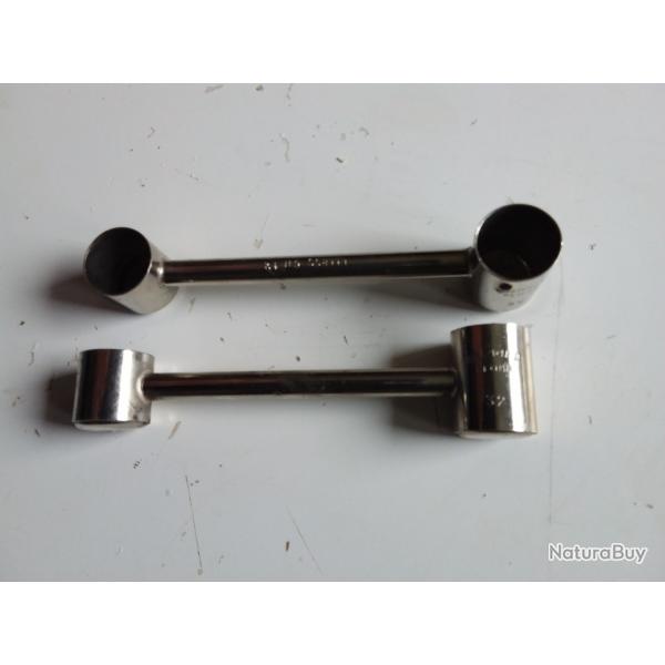 Une chargette chrom�es double pour calibre 12