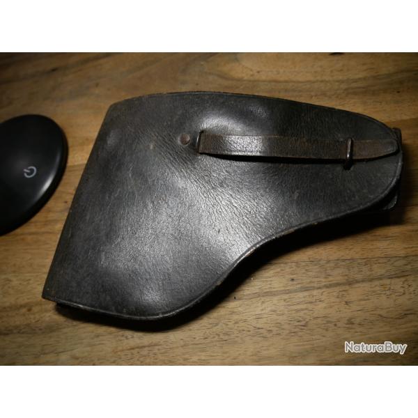 Etui de pistolet 7.65mm fran�ais WW2 avec passants oblique (tampon pr�sent mais illisible)