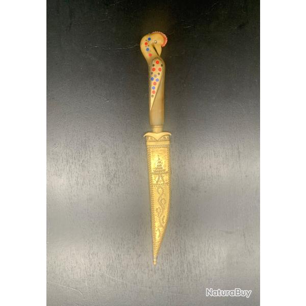 BEAU COUTEAU LIBANAIS  DU XIX�, POIGNEE TETE D'OISEAU TRES FINEMENT DECOREE, PERSE ARABE, sign�