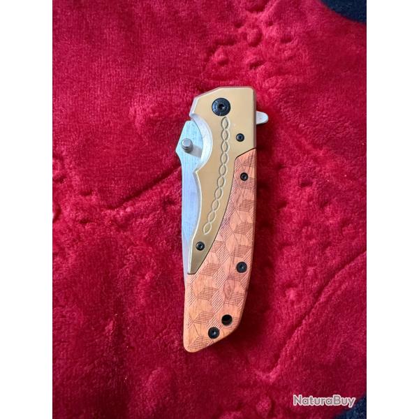 tr�s beau couteau pliant