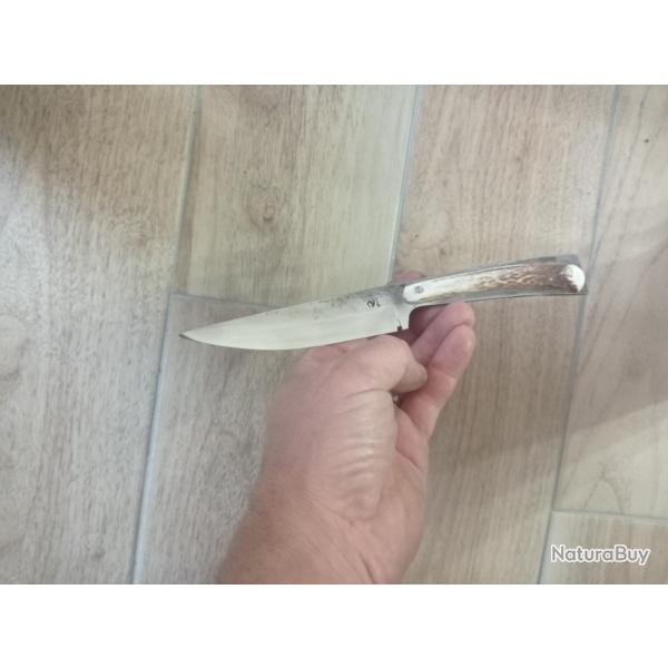 couteau d'office forg� en acier carbone  manche en bois de cerf