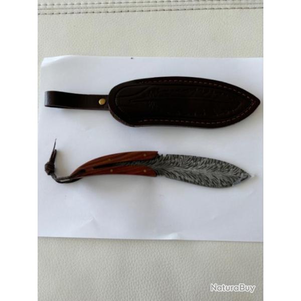 Couteau Neuf style plume avec �tui 1 euro !