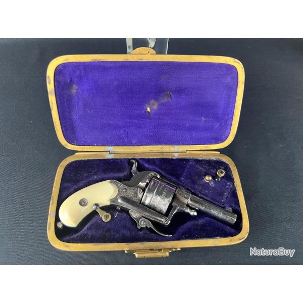 REVOLVER A PERCUSSION ANNULAIRE calibre 22 short