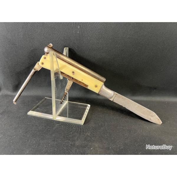 Rare couteau pistolet � percussion