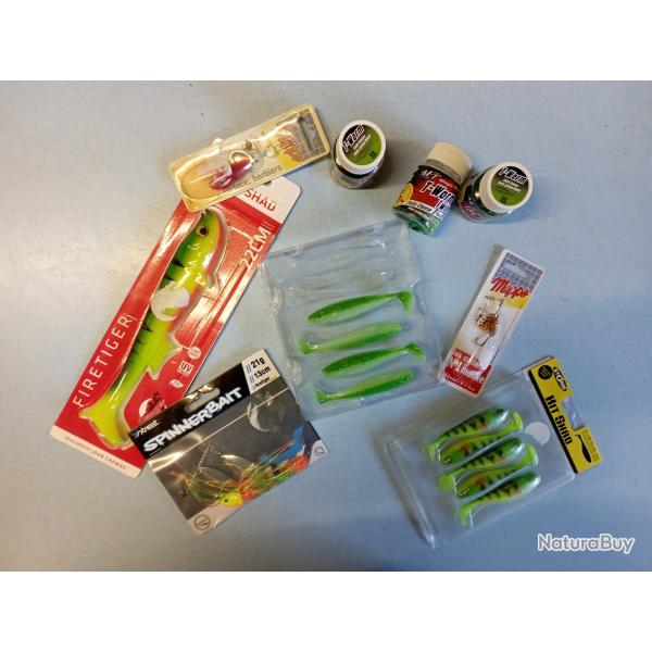 Lot d'articles de p�che