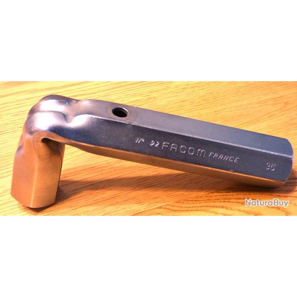 IMPOSANTE CLE A PIPE DE FORME EXAGONALE ( MARQUE FACOM FRANCE - 35mm ) POUR FONCTION ( AGRICULTEURS)