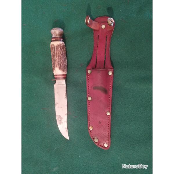 Couteau de brousse ( Poignard) de l'arm�e portugaise des ann�es 60.