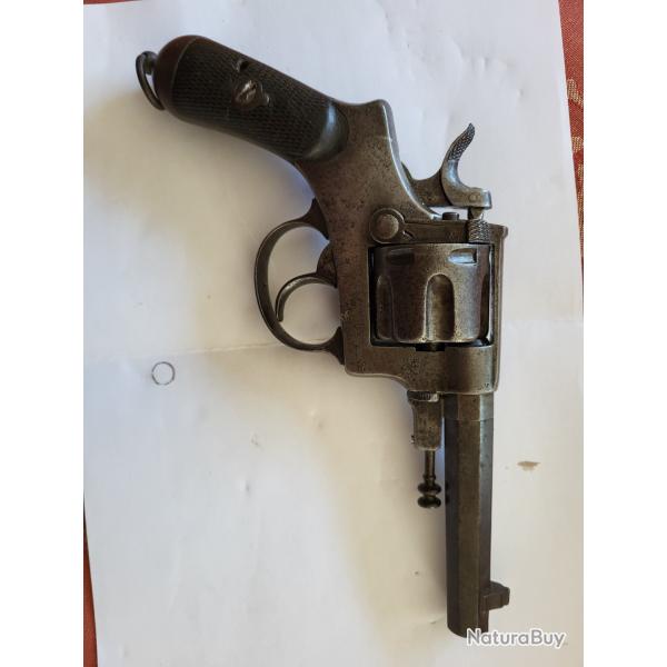 Rvolver GLISENTI modle 1889
