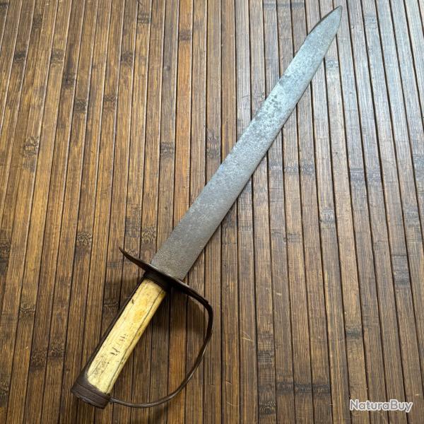 SABRE COURT MARINE OU V�NERIE FUS�E EN OS  XVll �me