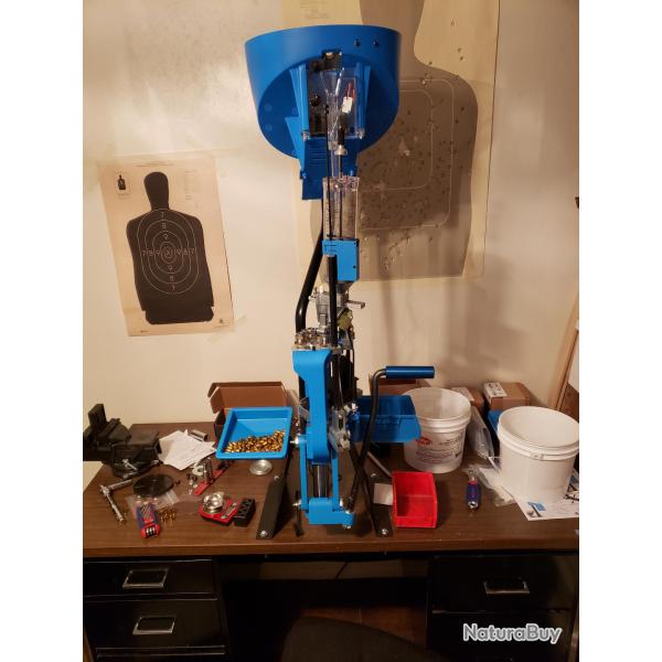 PRESSE DE RECHARGEMENT DILLON XL750 + CALIBER CONVERSION + CASEFEEDER + ACCESSOIRES - NEUF