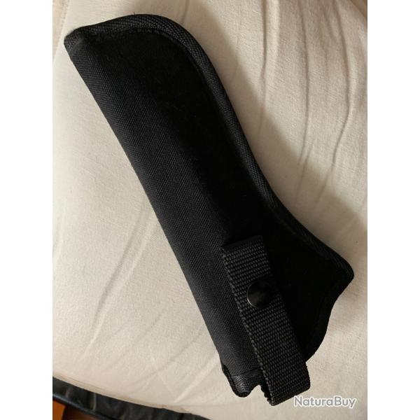 �tui Uncle Mike �s