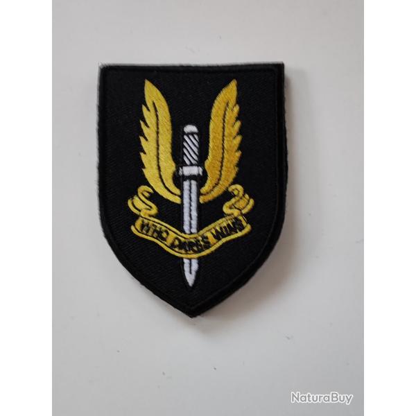 PATCH EN TISSU TYPE VELCRO SAS "WHO DARES WINS"