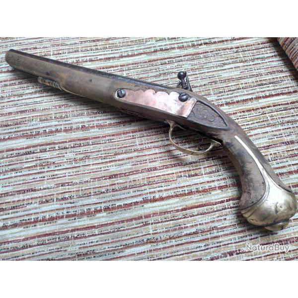 Grand pistolet � Silex fin XVIII�me non fonctionnel