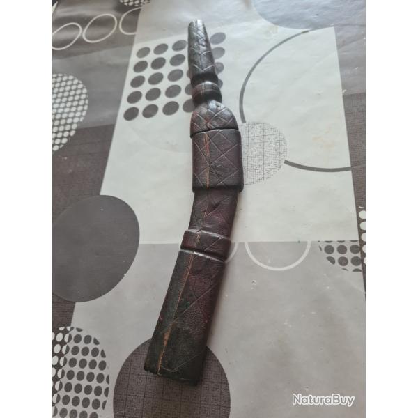 PETIT SABRE AFRICAIN AVEC �TUI CUIR