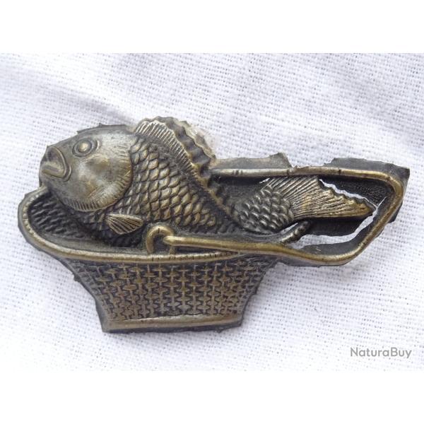 j196) lot = tr�s bel ornement  de tsuka  = voir photos et description