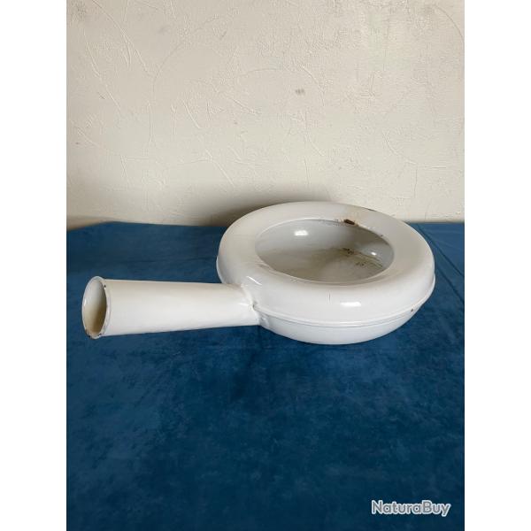 Ancien bassin urinal, urinoir �maill� h�pital, militaire