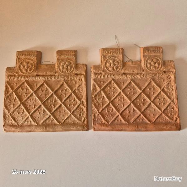 V�ritable et historiques tuiles de Prague, en Tchequie   en argile cuite, non verniss�es.