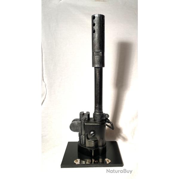 SUPPORT PRESENTOIR POUR FN Fal  AVEC PLAQUE GRAVEE