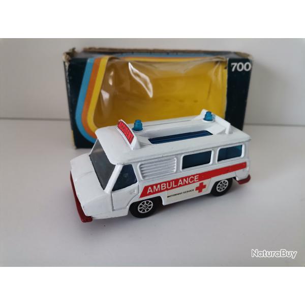 Corgi Toys Hi-Speed Ambulance rfrence 700 1973 neuve en boite