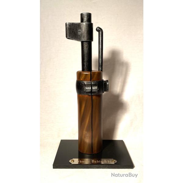 SUPPORT PRESENTOIR POUR BAIONNETTE Schmidt-Rubin K31  AVEC PLAQUE GRAVEE