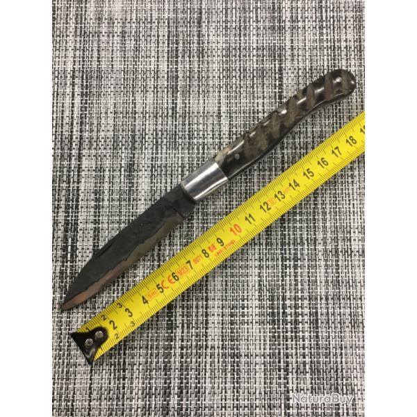 Couteau de poche mod�le �Aurillac � corne de b�lier