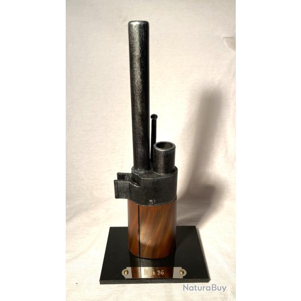 Support prsentoir pour baonnette MAS 36 avec plaque grave