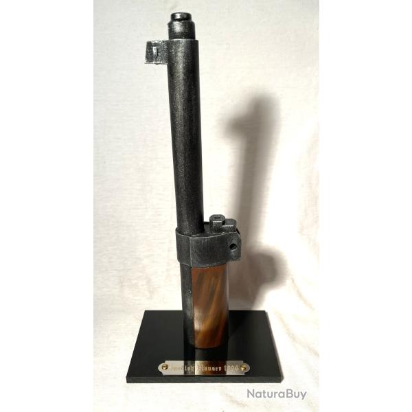 Support prsentoir pour baonnette MAUSER 1896 SUEDOIS avec plaque grave