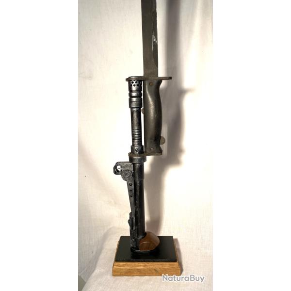 Support-prsentoir pour baonnette MAS 49/56 avec socle bois