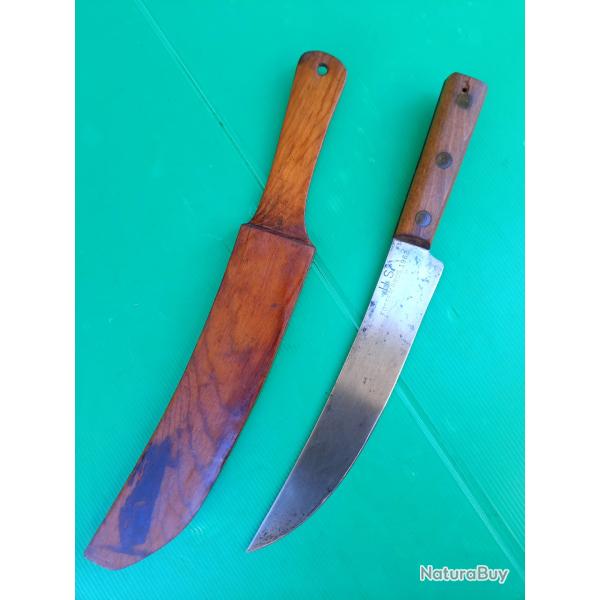 COUTEAU :  U S  FOSTER BROS  . 1962  AVEC FOURREAU .  UTILISE  PAR L ARMEE AU  VIETNAM .  BEL ETAT .