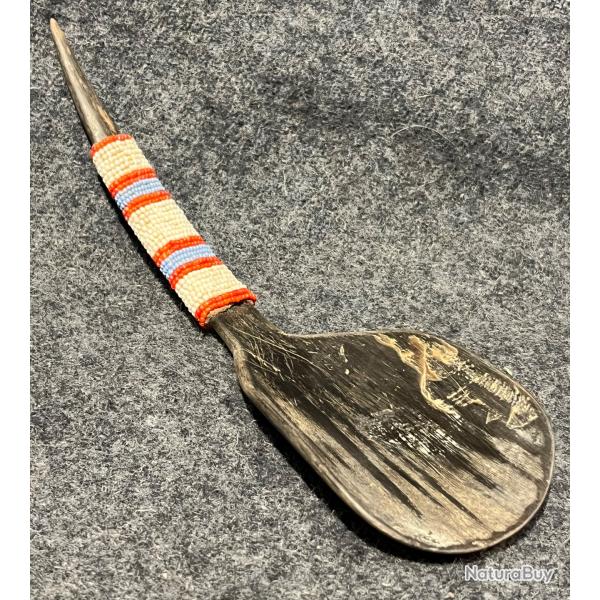 Jolie cuill�re en corne de bison v�ritable indien des plaines   indianiste reconstitution trappeur