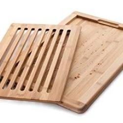 PLANCHE A PAIN EN BAMBOU 43 X 30 X 2 CM