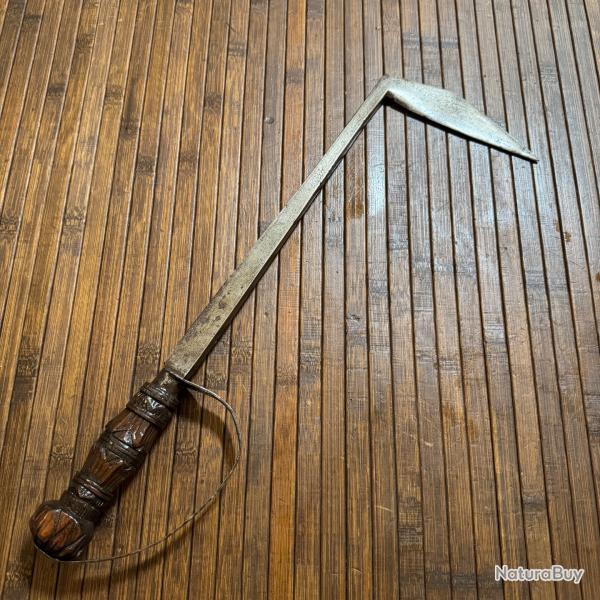 PAS COURANT ARME TYPE FAUCILLE KAMA FORG�E ASIE