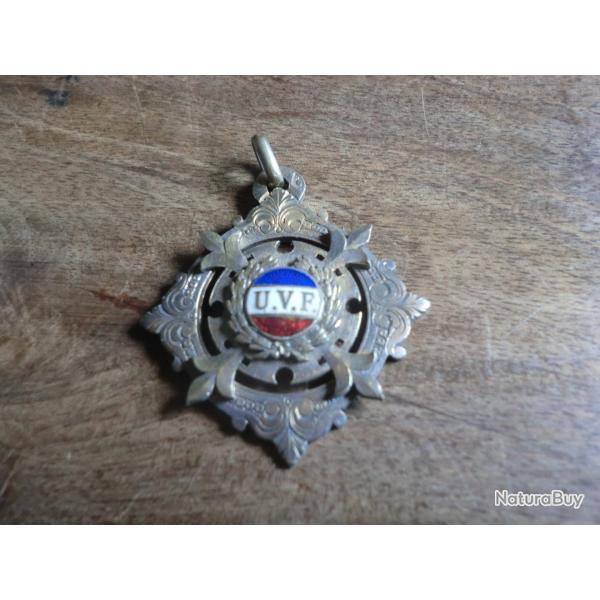 m�daille �mail   U.V.F course  cyclisme  cognac blaye