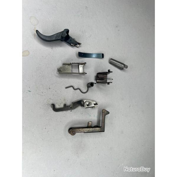 Kit d�tente et pi�ces internes - REMINGTON NYLON 66 22LR