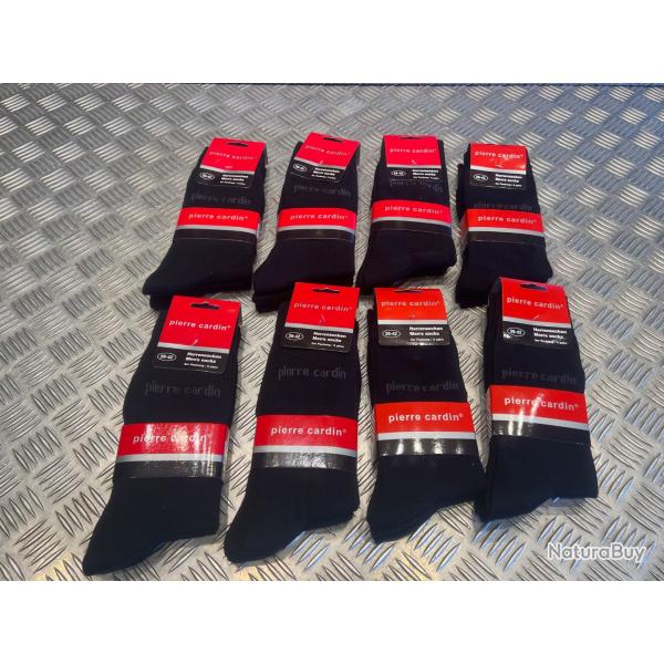 lot 24 paires de chaussettes Pierre Cardin taille 39 - 42 noir neuf