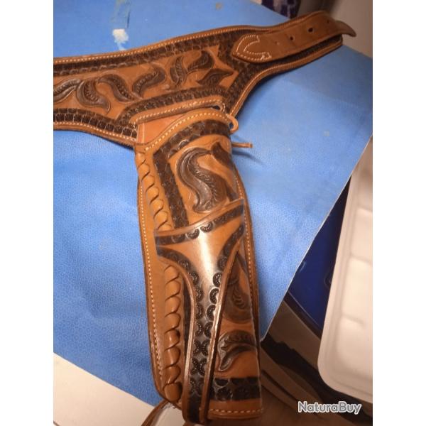 Magnifique Holster cuir western �tat neuf