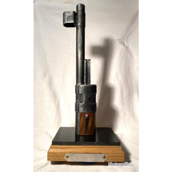 Support-prsentoir pour baonnette MAUSER K98 avec socle bois et plaque grave