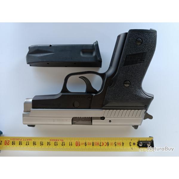 pistolet SIG SAUER P229