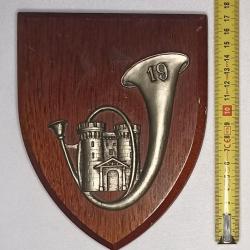 Souvenir insigne mural 19&egrave;me Bataillon Chasseur mecanique vintage