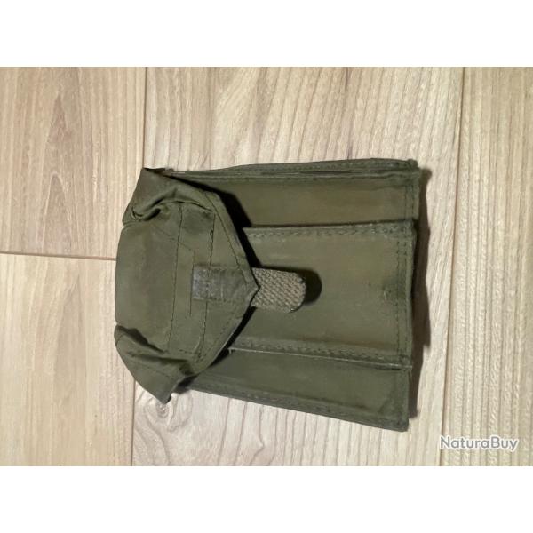 Porte chargeurs Famas mod�le F1 triple