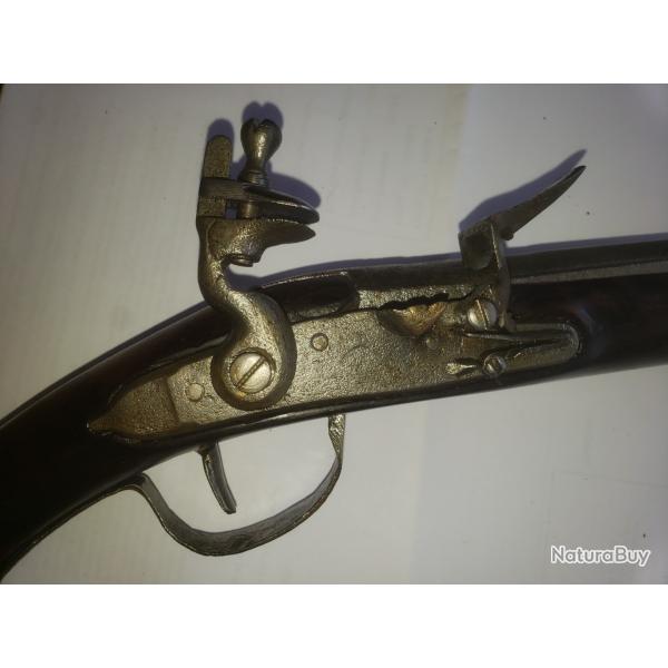 Pistolet collection a silex