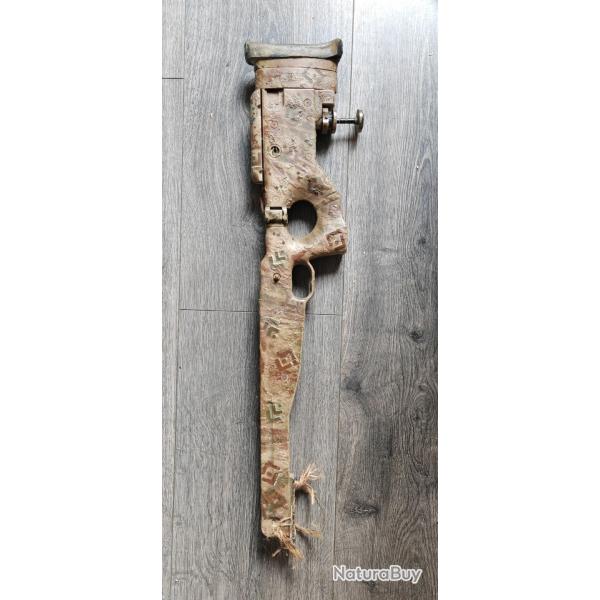 Crosse lourde CZ457 type AICS faite maison, Bipied arri�re fonctionnel.